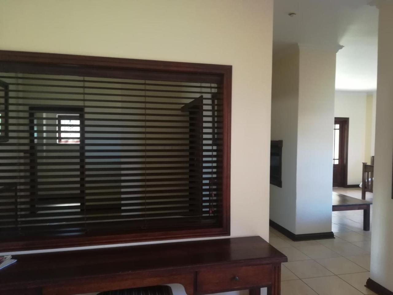 Moon And Sixpence Garden Guest House Muldersdrift Εξωτερικό φωτογραφία